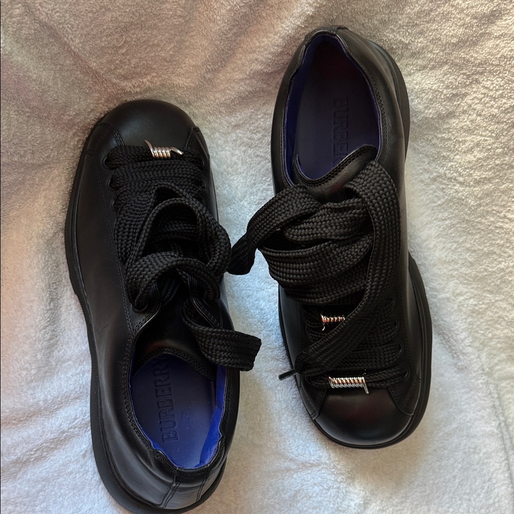 NWOT Burberry Men’s Ranger Leather Low Top Sneakers, Size 11 - Picture 5 of 15